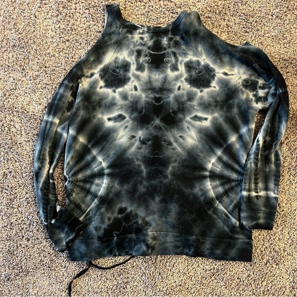 Vintage Havana Long Sleeve - Picture 2 of 4